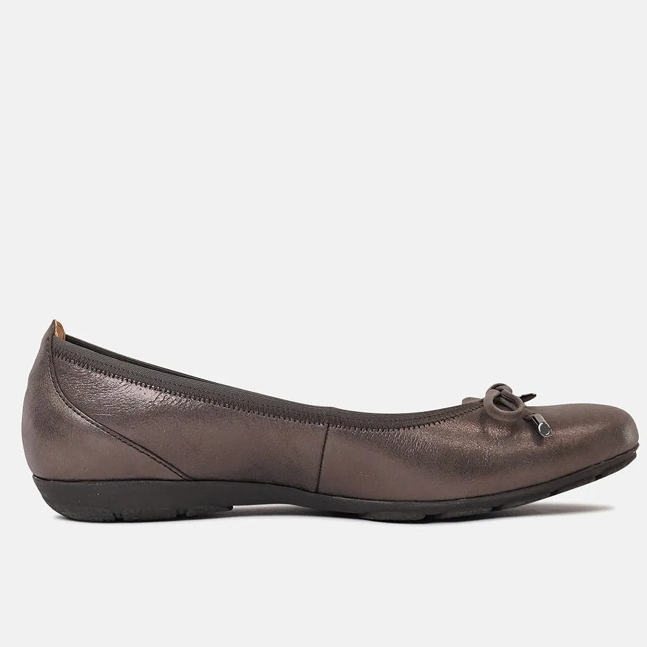 Erna Taupe Leather Ballet Flats