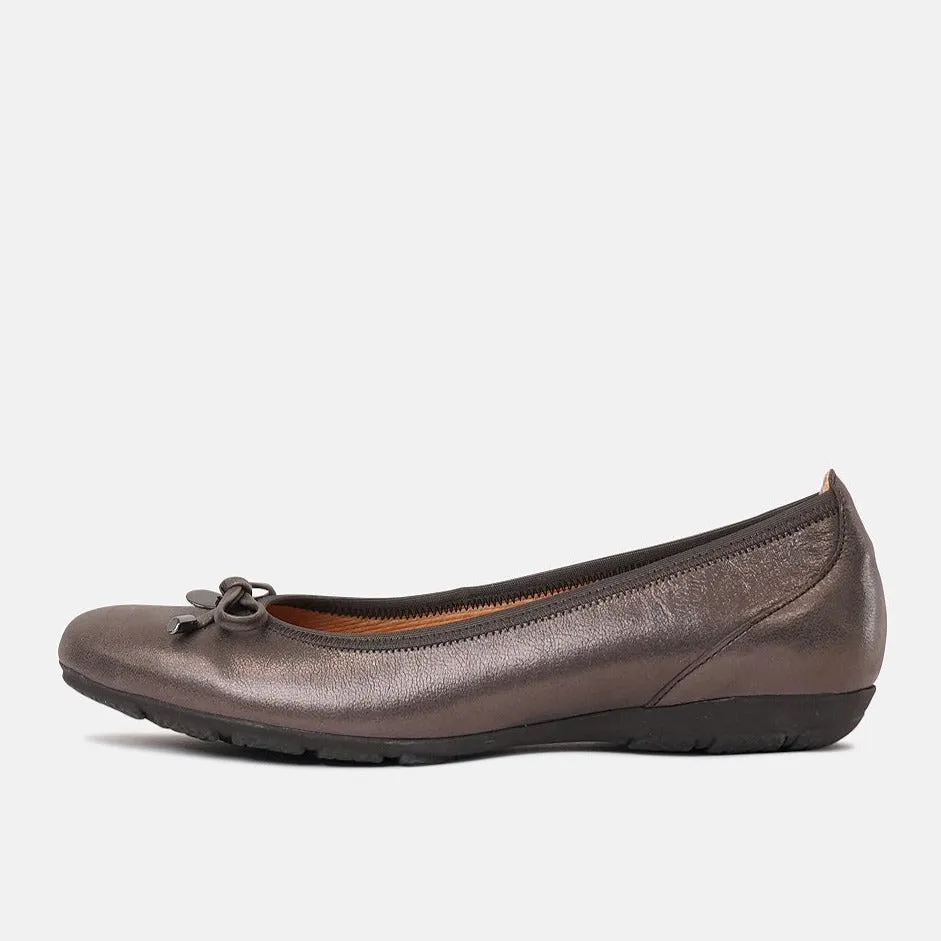 Erna Taupe Leather Ballet Flats